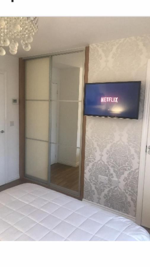 Double Room With En-Suite. Central For North West Rainhill Buitenkant foto